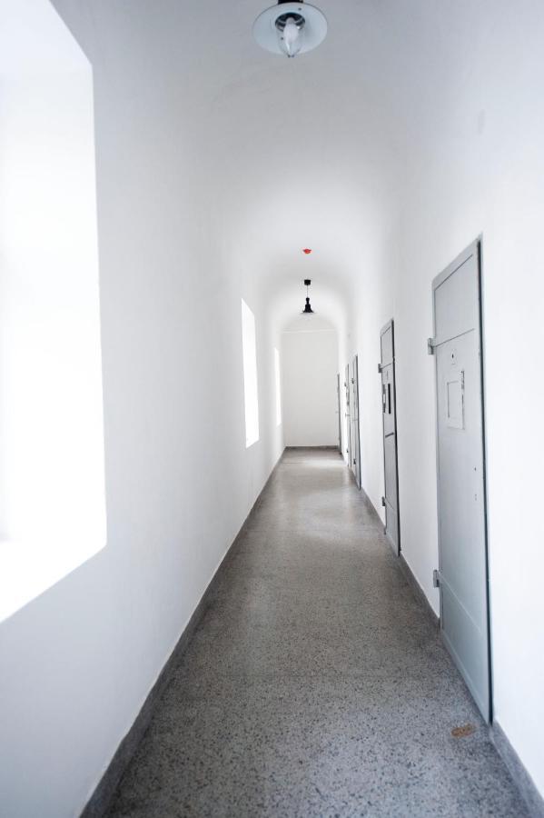 Homestay Stadthotel - Alte Gefaengnis Braunau am Inn